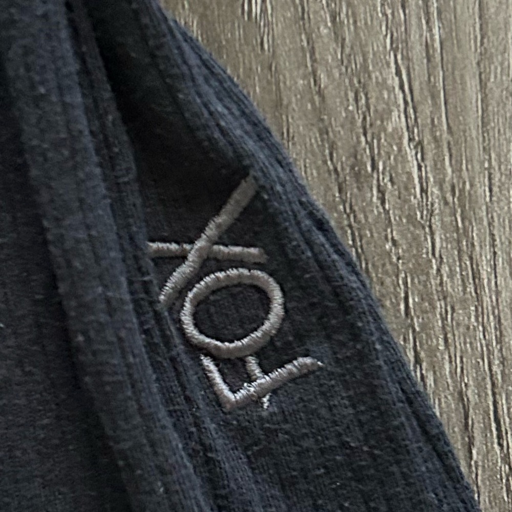 Fox Black Ribbed Tank Top - Picture 5 of 5